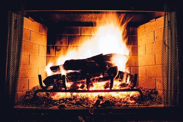 «Un profesional necesita dos horas para limpiar bien una chimenea»