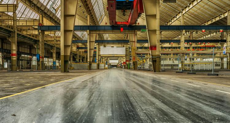 Tipos de cepillos industriales lineales y principales usos